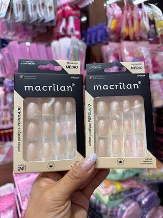 Unha perolada Macrilan