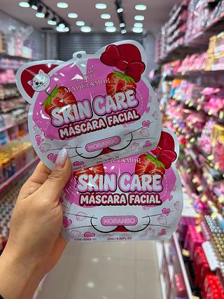 Mascara facialskin care morango Yoyomaquiamor