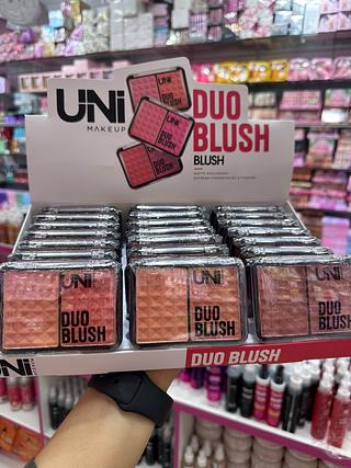Duo blush uni makeup