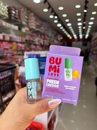 Gloss labial preenchedor bu mi love com chaveiro maxlove