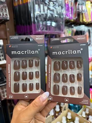 Unha marrom Macrilan