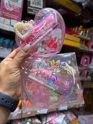 LIP GLOSS CORAÇÃO BOBBI RARA (BOX C/12)