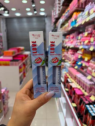 Gloss maxlove chilli volume