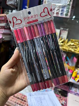 Lápis contorno labial