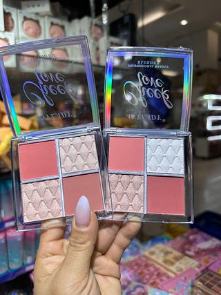 Paleta de iluminador e blush ( Box c/24)