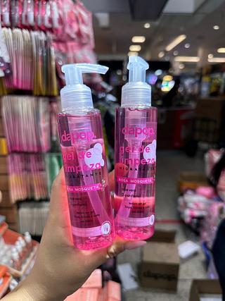 Gel de limpeza hidratante dapop