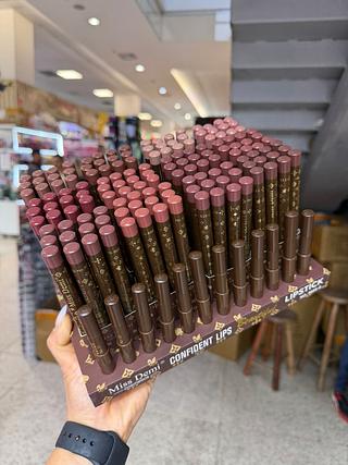 Lapis labial miss demi 24 horas somente cores qud estiverem disponíveis