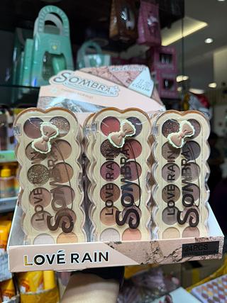 Paleta de sombras love rain(BOXC/24)