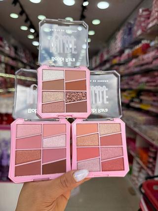Paleta de sombra nude color bobbi rara (box c/24)