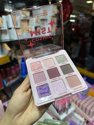 Paleta de sombra cosmic mist ruby rose