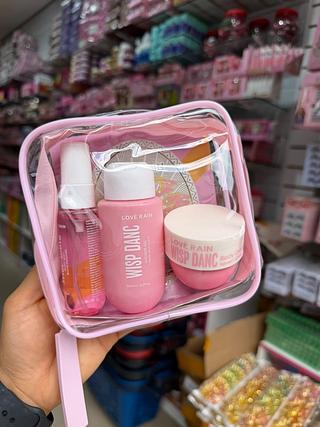 Kit love rain wisp danc