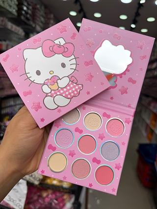 Paleta de sombras hello kitty